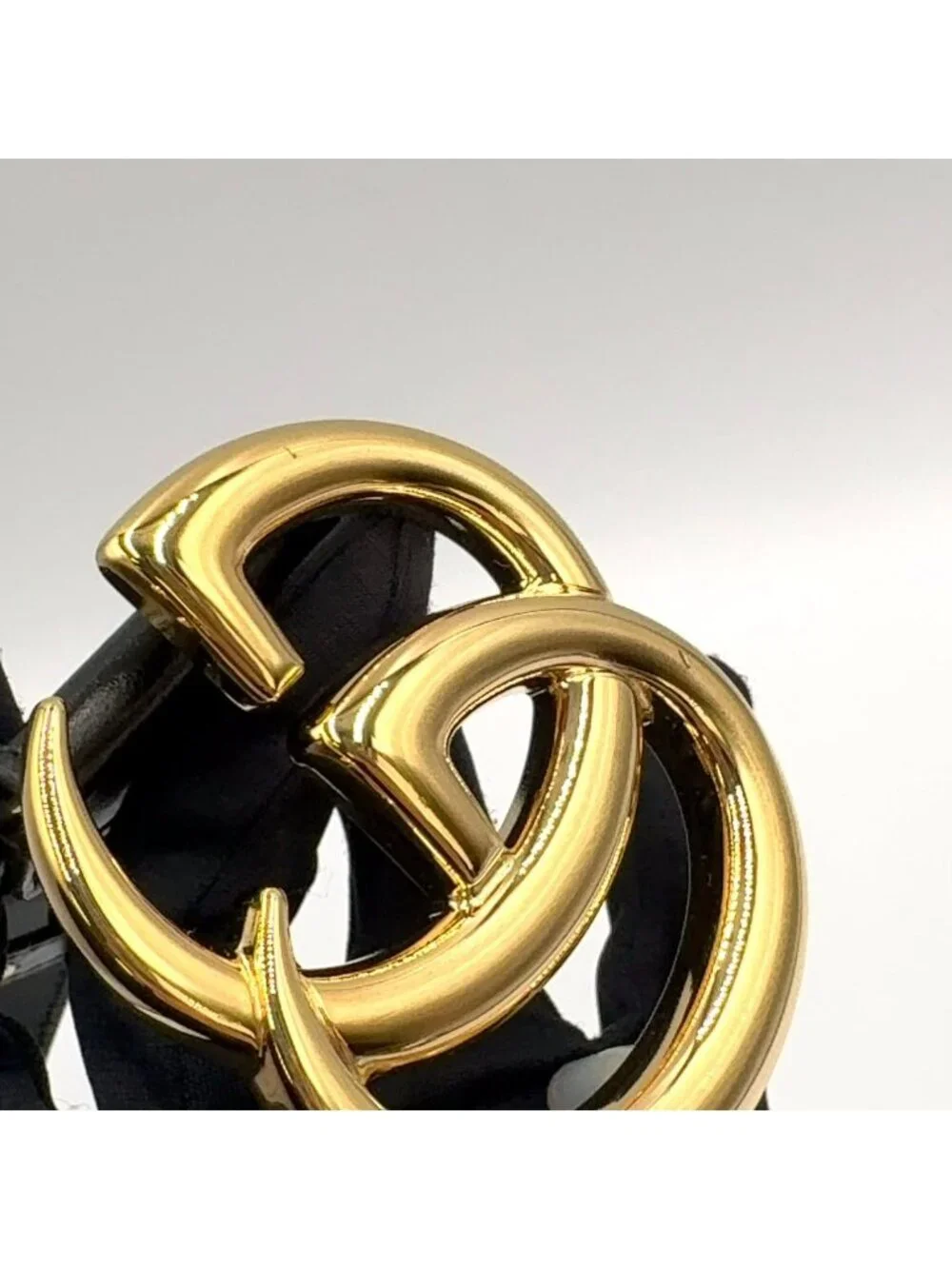 Gucci GG Marmont Leather Black Belt Gold